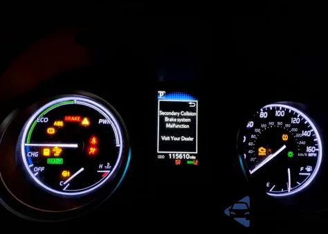 2021 Toyota Camry Le из США, поврежденный, VIN 4T1C31AK5MU557586